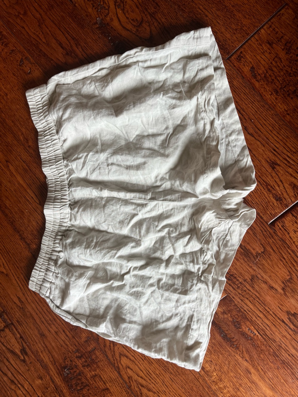 H&M Elastic-Waist Linen Blend Shorts